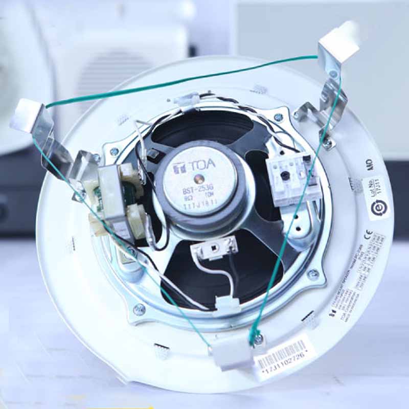 Mặt sau loa âm trần TOA PC-2369